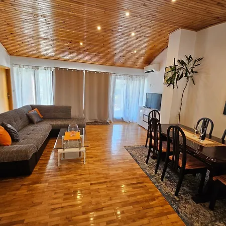 Slavka Trogir